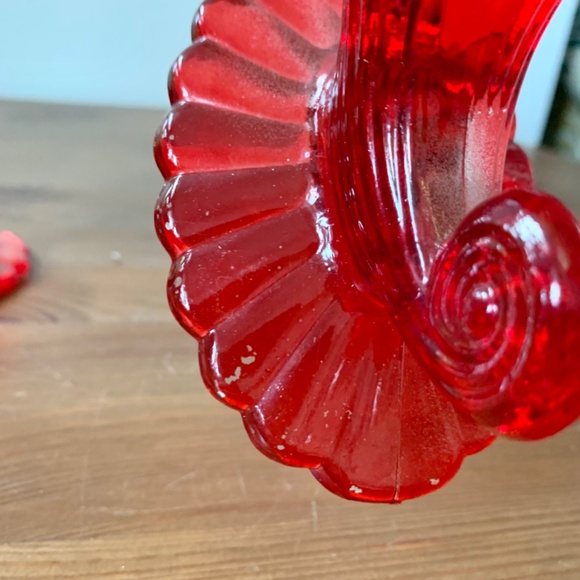 VIntage Jeannette Glass Amberina Cornucopia Horn of Plenty Vases - Picture 4 of 7